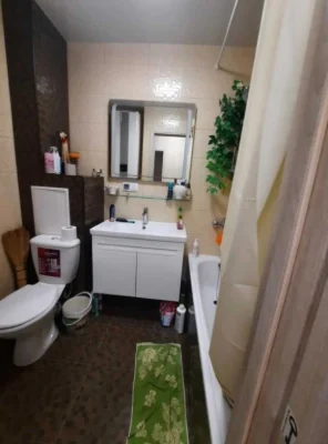 For Sale: 2-bedroom apartment in Kyiv district with renovation