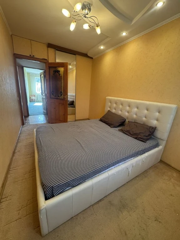 For Sale: 3-Room Apartment near the Sports Palace