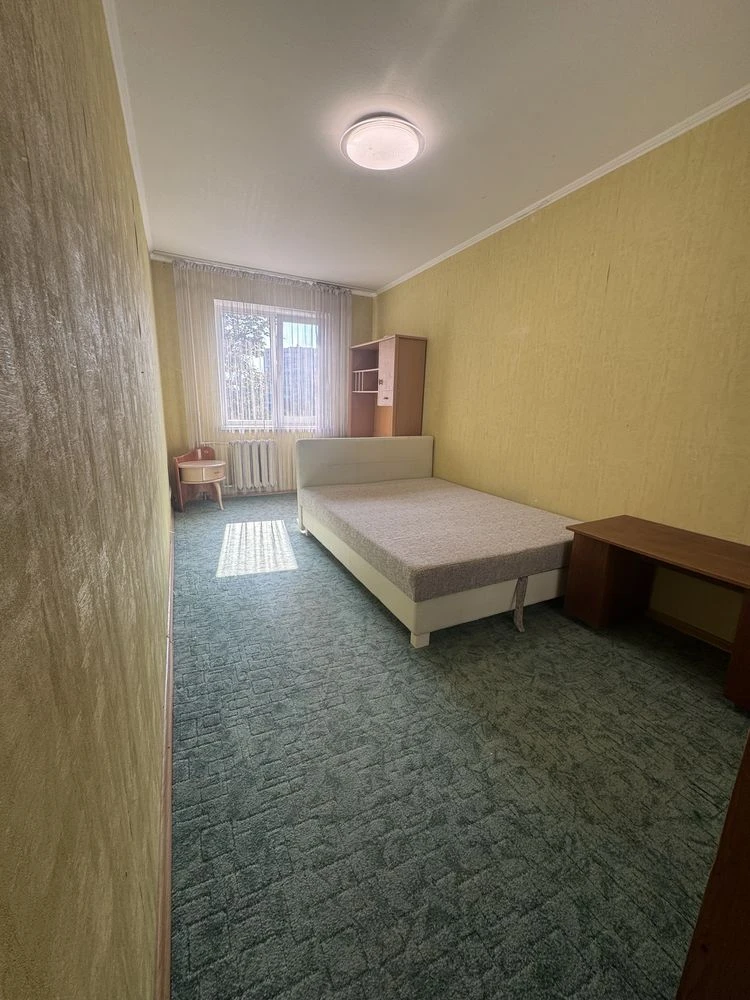 For Sale: 3-Room Apartment near the Sports Palace