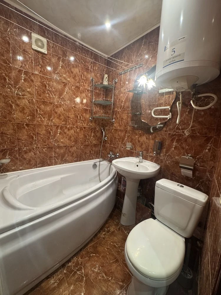 For Sale: 3-Room Apartment near the Sports Palace