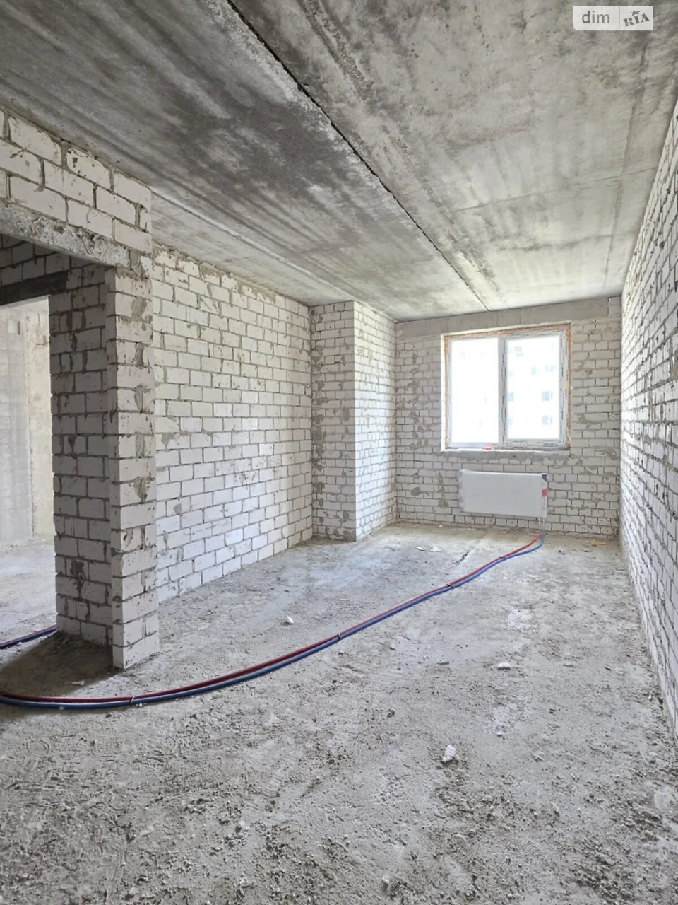 Sale of 1-bedroom apartment in a new building