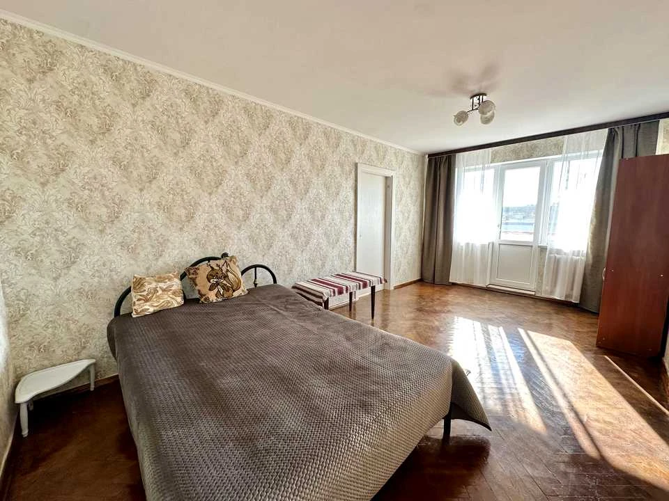 Квартира. Киев, улица Академика Стражеска, 11