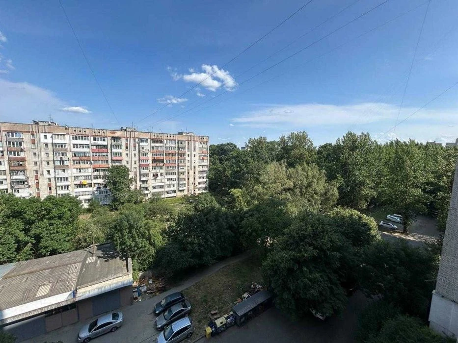 For sale, 2nd apartment, residential condition, Stryyska 69, Czech, brick
