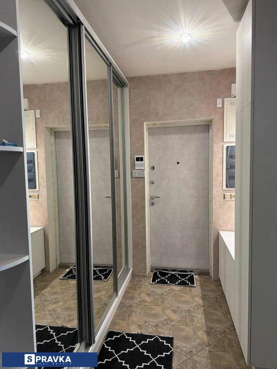 Продам шикарную 2 х ком Авторский ремонт