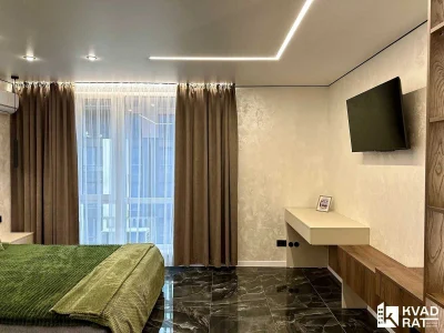 Квартира з ремонтом біля міського озера в ЖК Manhattan UP ві