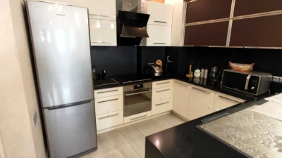 Sale of a 3-room apartment on Mykola Mikhnovsky Boulevard