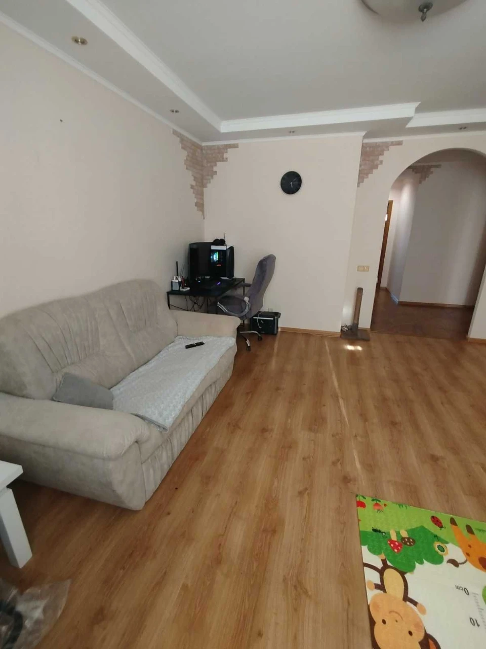 Urgent! For Sale: 2-room apartment in a new building in Rozsoshentsy