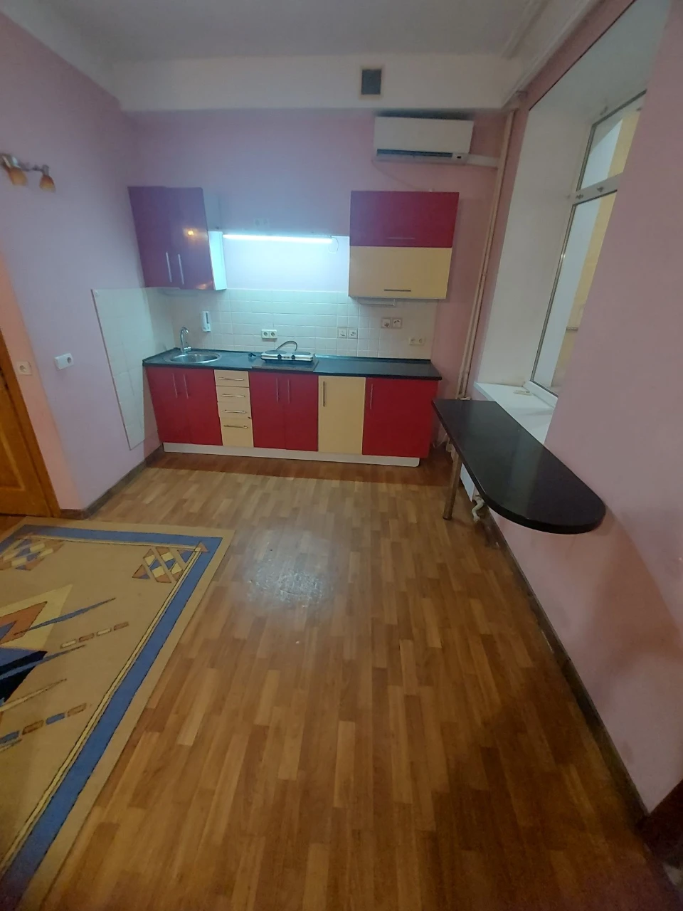 Продаєтся 1к.к  р-н  Автовокзалу
