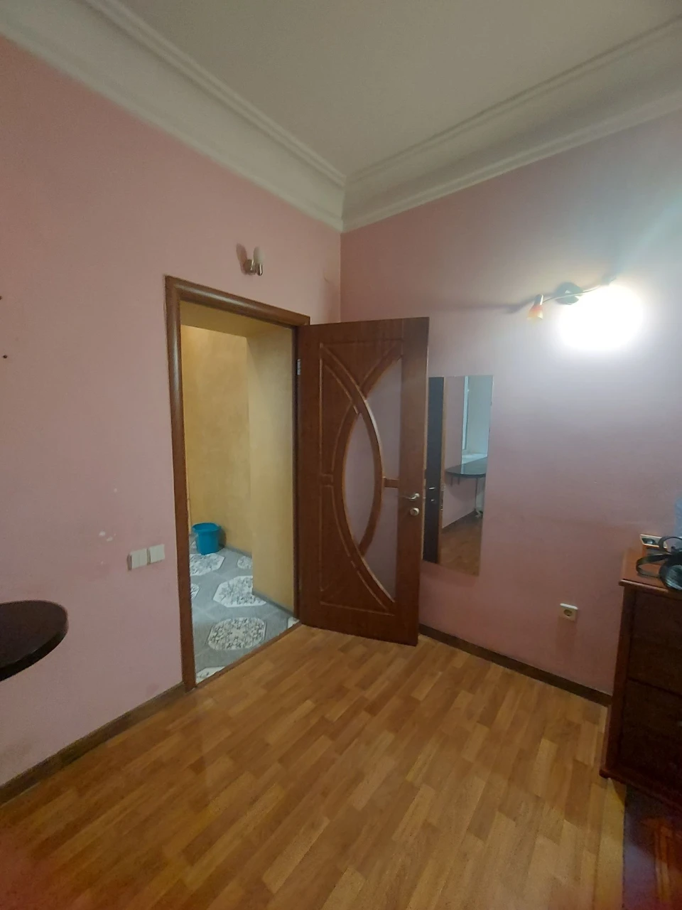 Продаєтся 1к.к  р-н  Автовокзалу