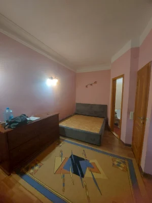 Продаєтся 1к.к  р-н  Автовокзалу