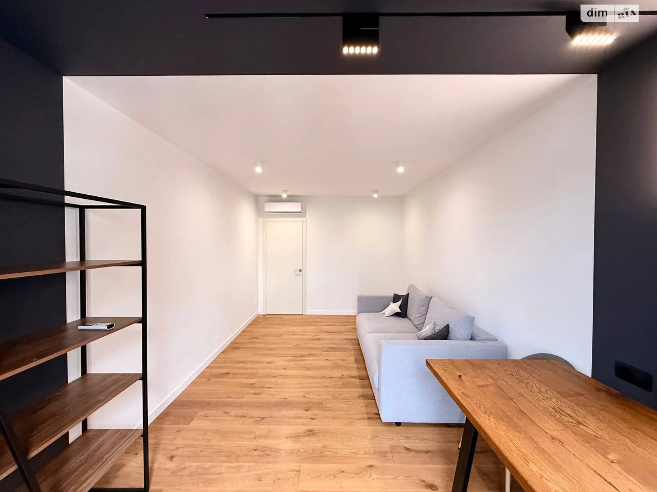 Продажа квартир в Скниловке.