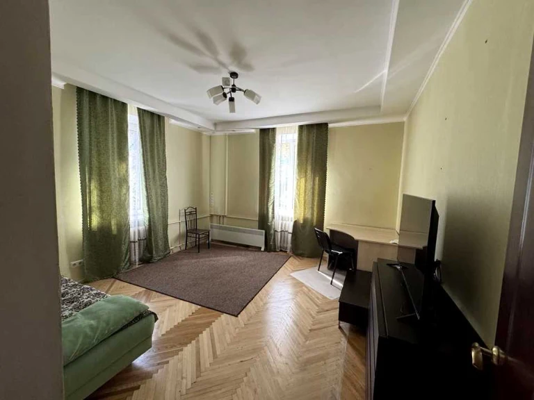 Apartment. Donetsk Street, Kyiv