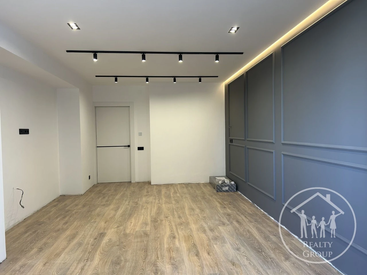 Attention!! Sale of a 2-bedroom apartment with renovation, 70m2!! Sykhov