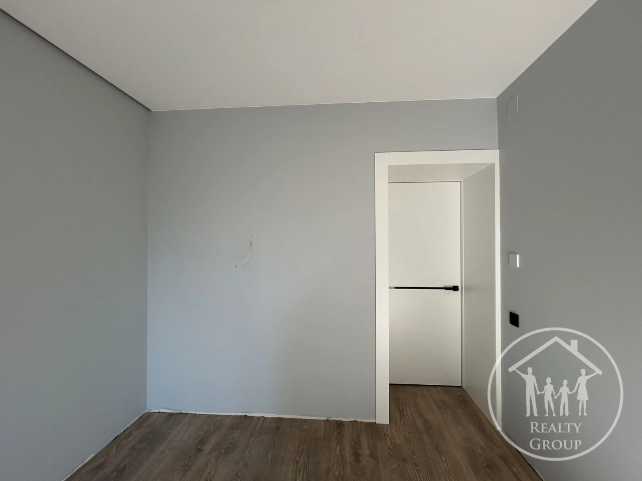 Attention!! Sale of a 2-bedroom apartment with renovation, 70m2!! Sykhov