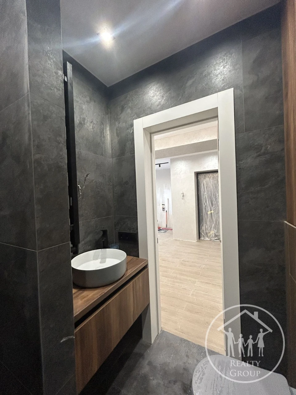 Attention!! Sale of a 2-bedroom apartment with renovation, 70m2!! Sykhov