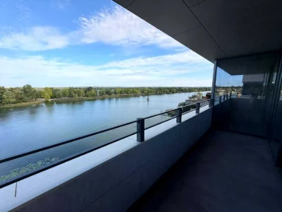 Apartment. Dnipro, Naberezhna Peremohy Street