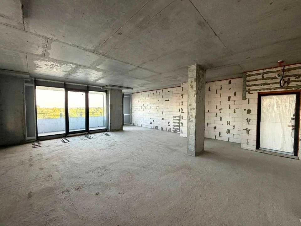 Apartment. Dnipro, Naberezhna Peremohy Street