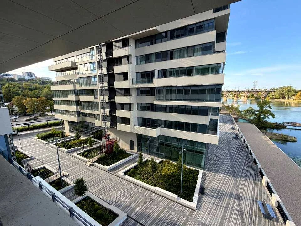 Apartment. Dnipro, Naberezhna Peremohy Street