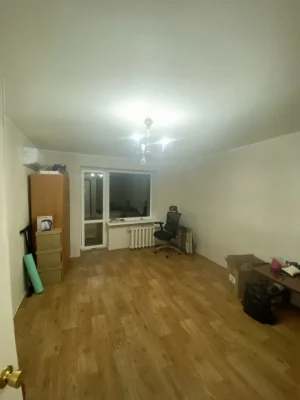 Продается 1-комнатная квартира 37 м² в 12-м квартале с прекрасным видом!