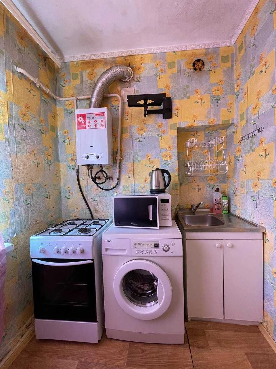 For Sale: 2-bedroom apartment, ground floor, 23900 thousand UAH