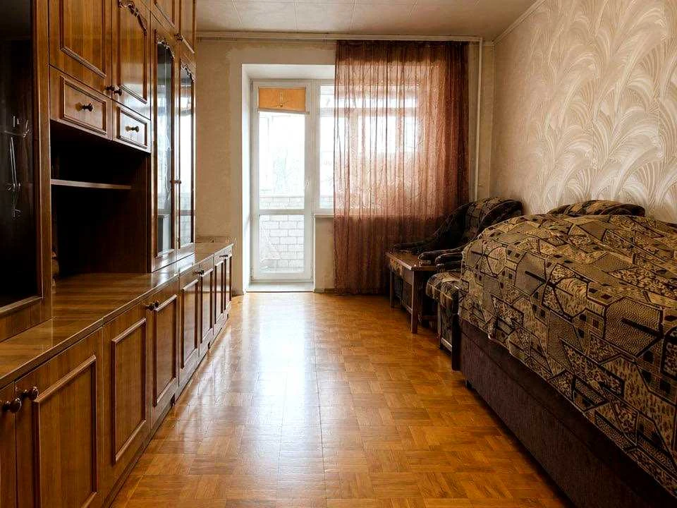 Квартира. Дніпро, Крутогірний узвіз