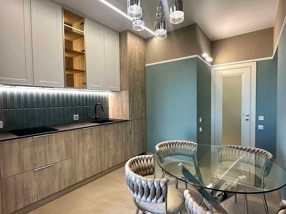 Apartment. Odessa, Красноva Street