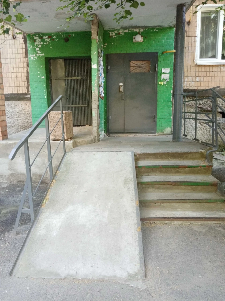 Без комиссии. Центр. Большая 3-кімнатна квартира, пр. Центральний/3