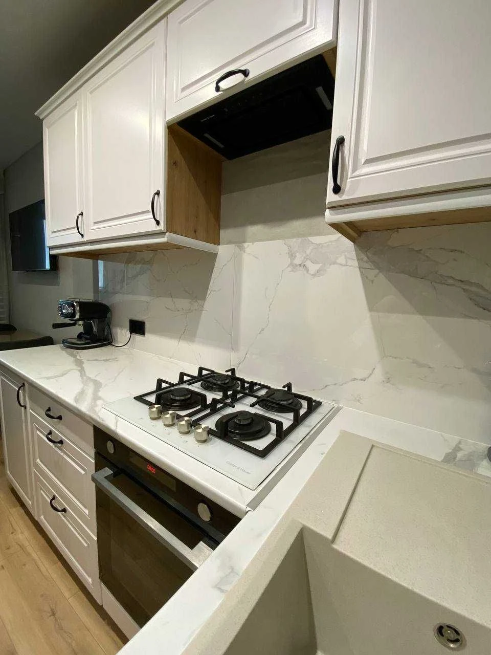 For Sale: 2-bedroom apartment in Lugansk, 15 (62 sq m), 3rd floor in a building with autonomous heating