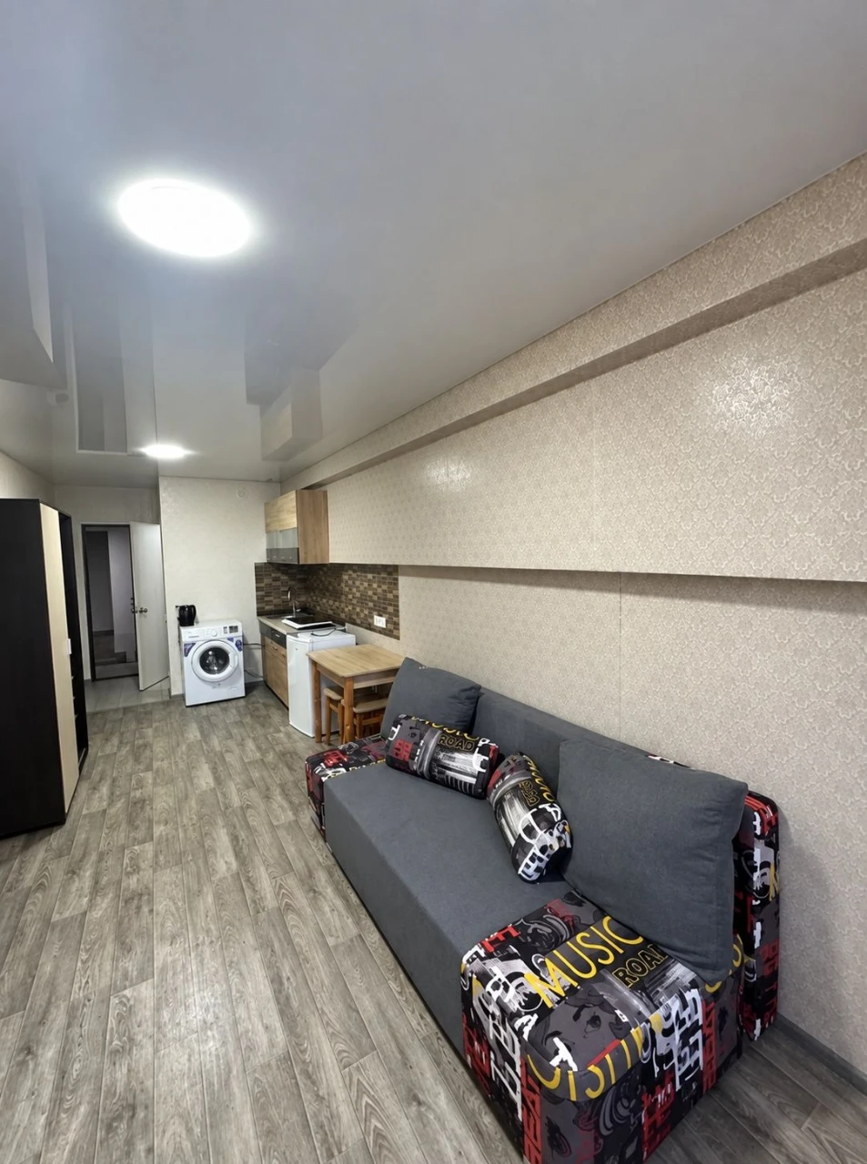 Real Apartment in Parkovy Kvartal Residential Complex