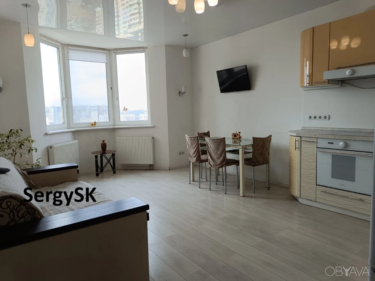 Spacious Euro-apartment 50 sq m, 20th floor, Княжий Затон 9, near Poszn metro