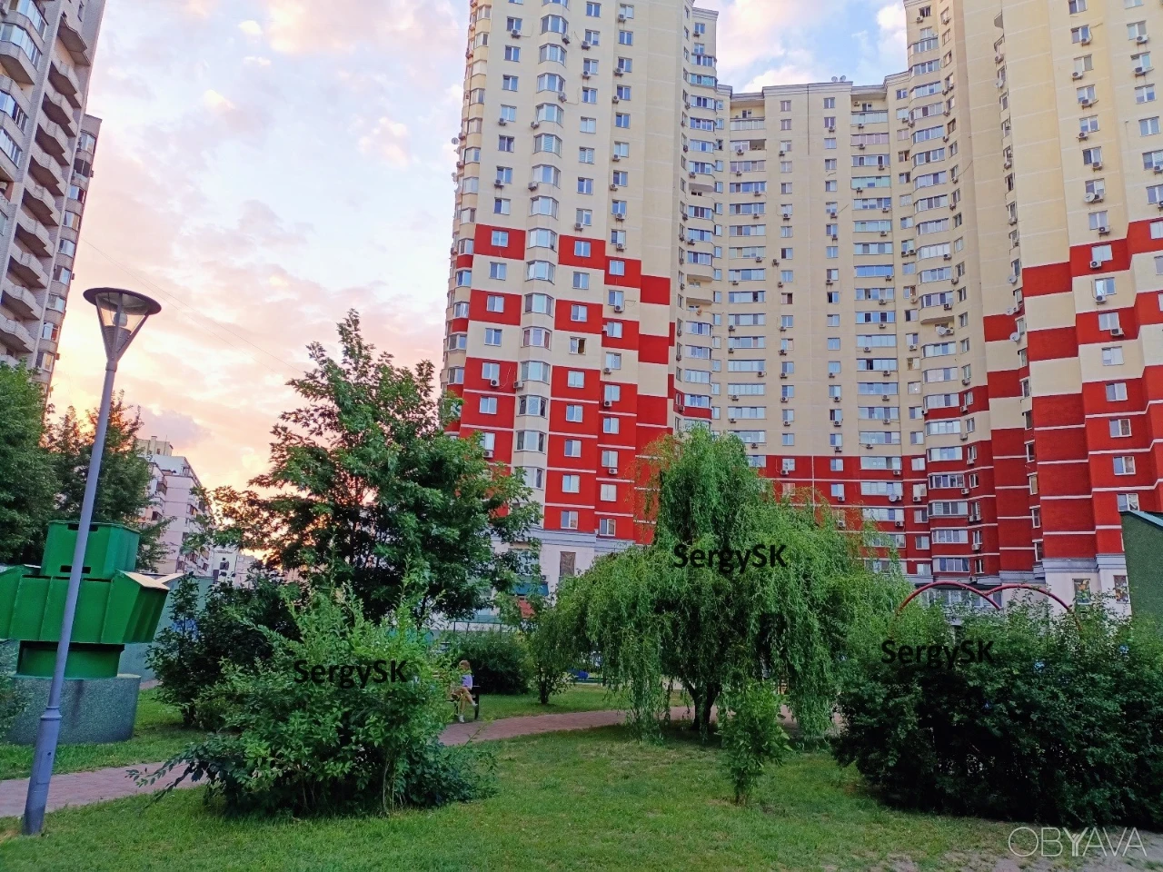 Spacious Euro-apartment 50 sq m, 20th floor, Княжий Затон 9, near Poszn metro