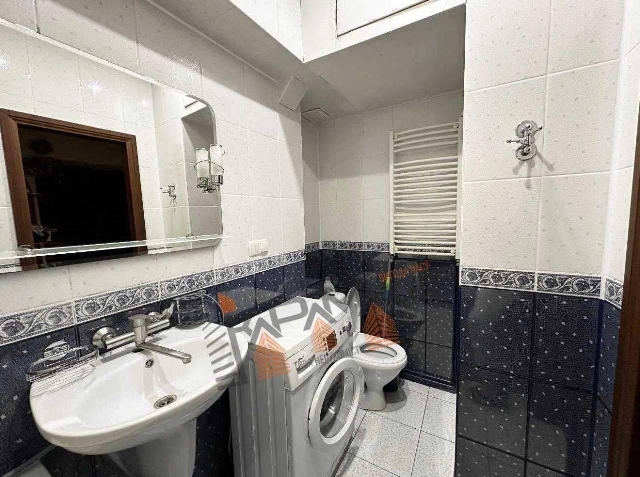 2-bedroom apartment near the center of Lviv with a garden and parking | Зеле