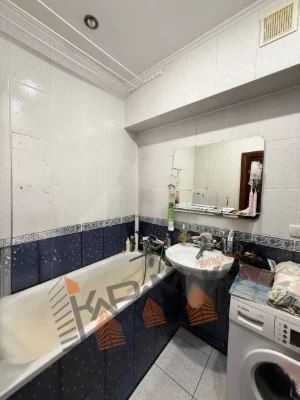 2-bedroom apartment near the center of Lviv with a garden and parking | Зеле