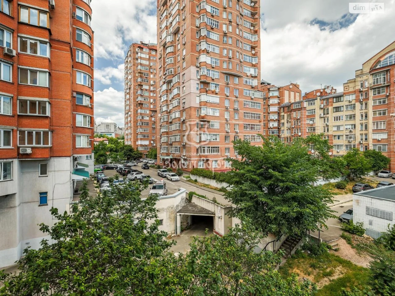 Apartment for Sale in Шевchenkovsky District