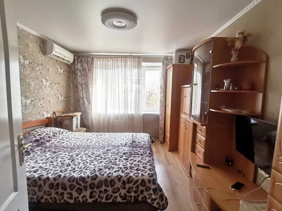 Продаж 6-ти кімнатної квартири в центрі міста