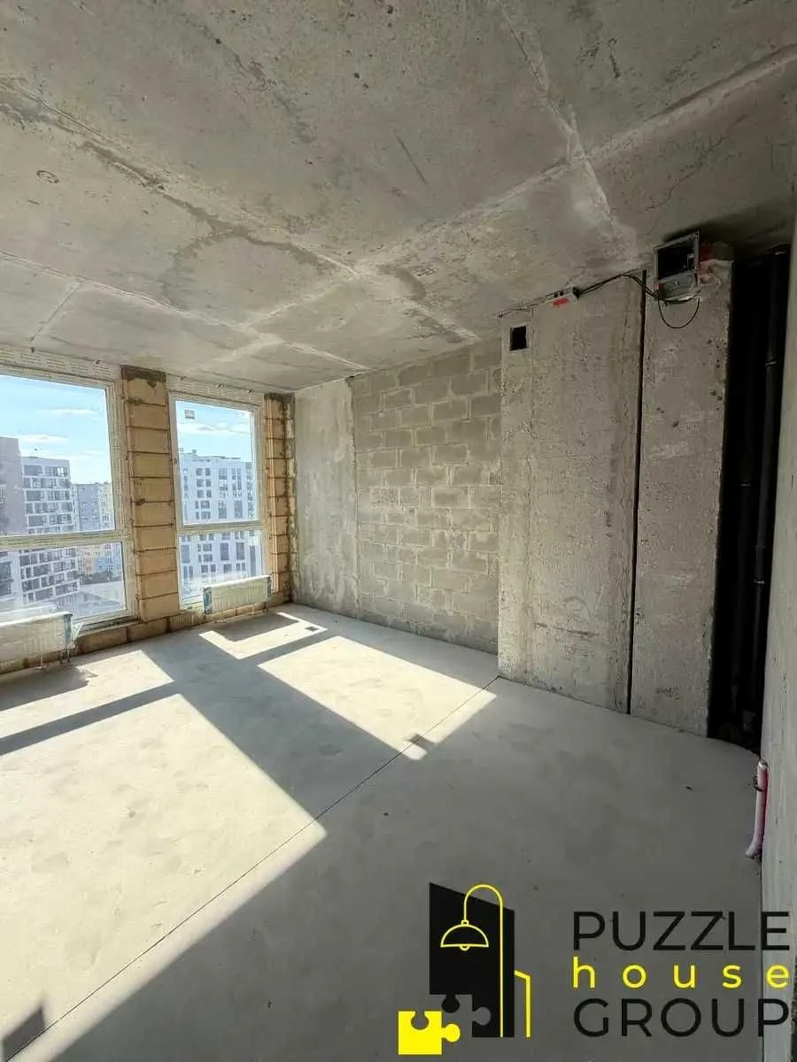 Sale of a one-bedroom smart apartment at Berkovetska Street 6 in a new