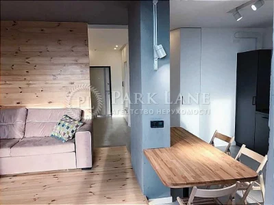 Sale of a 1-bedroom apartment in the ЖК Київська Венеція, пр.Соборнос