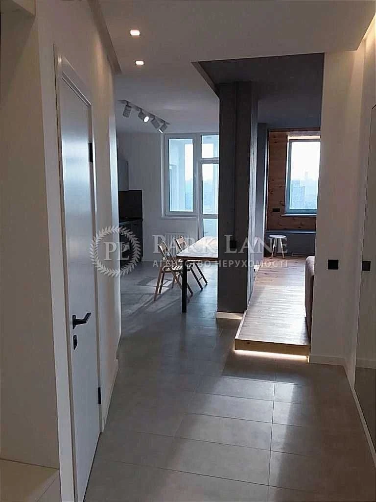 Sale of a 1-bedroom apartment in the ЖК Київська Венеція, пр.Соборнос