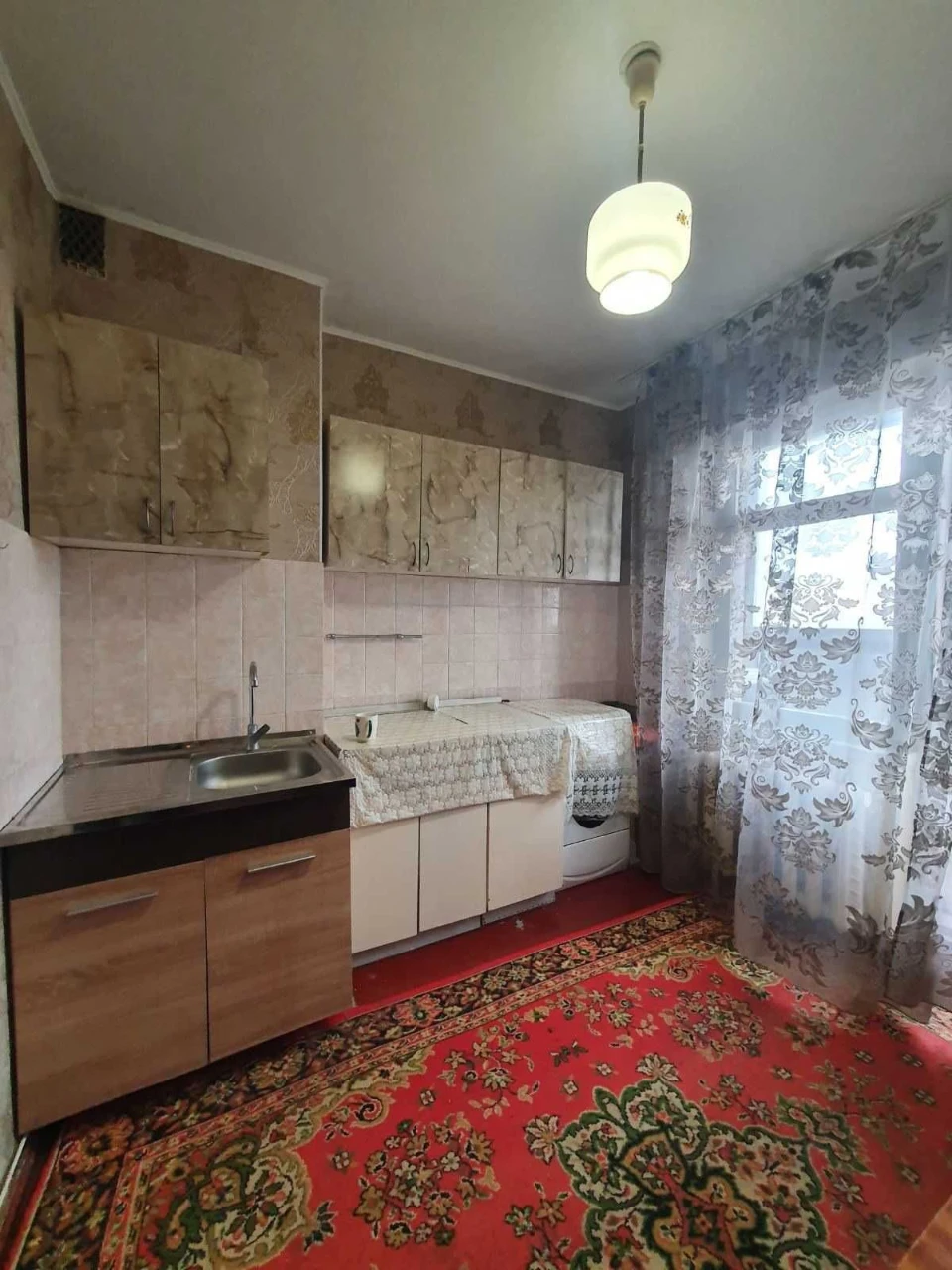 1 комнатная квартира на 5 этаже по адресу Глушка 43 м2 - 36000 у.е.