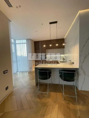 Sale of an exclusive apartment of 108m2 with NEW renovation, TYPE P