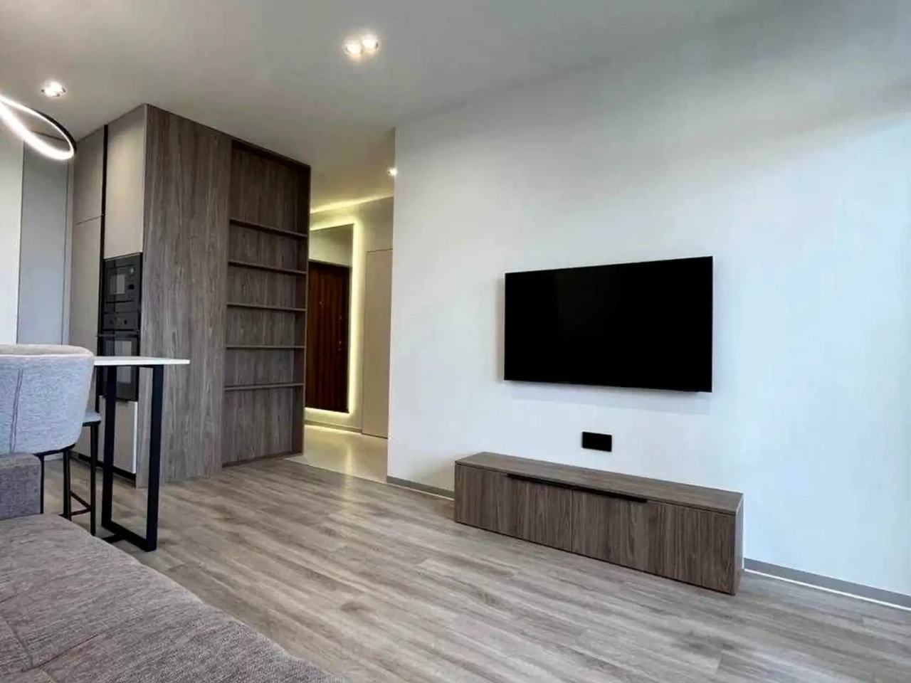 Оренда квартири 1-кімн. 46 м² 10/24 пов.