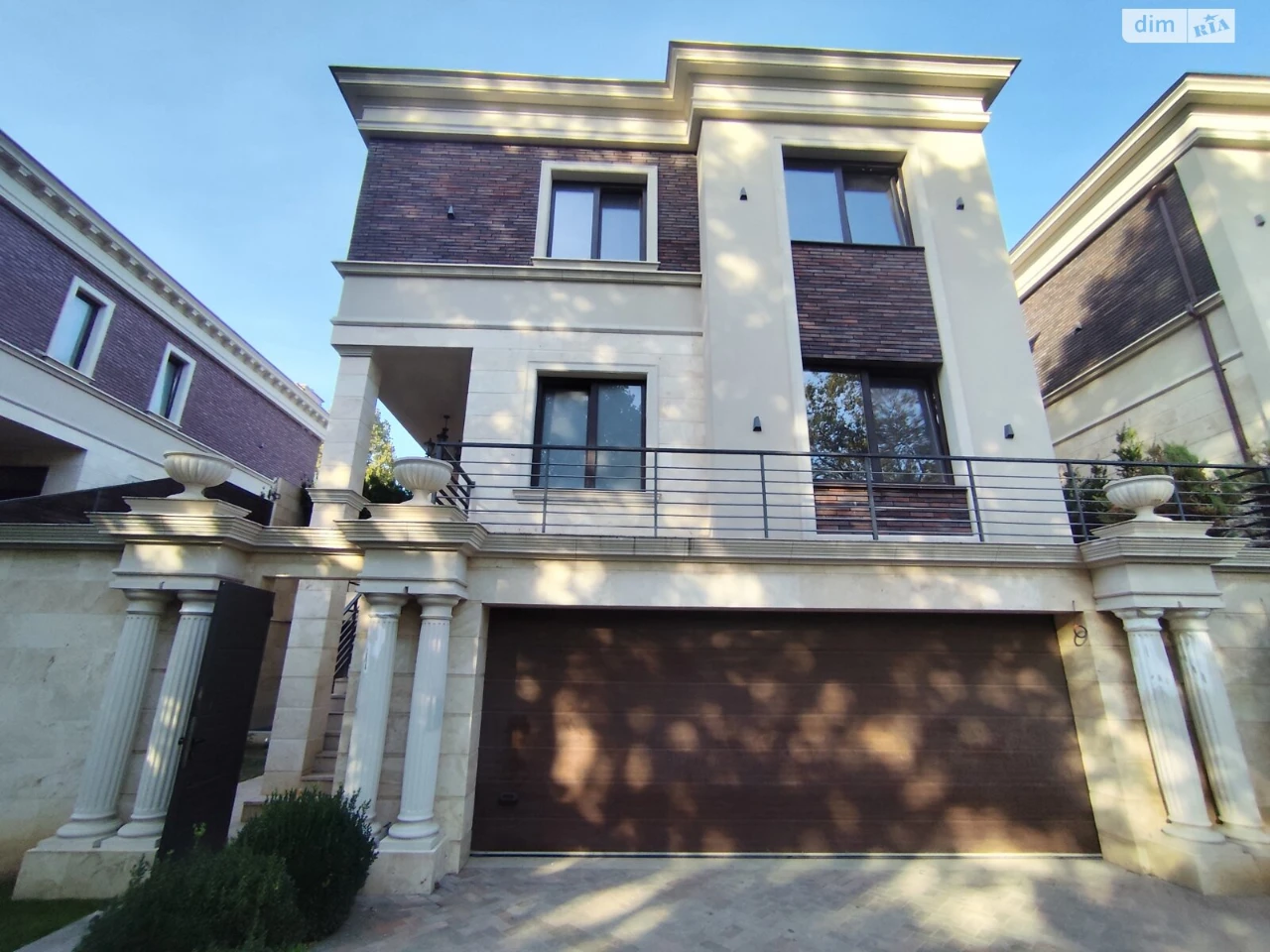 Sale: House in Primorsky District
