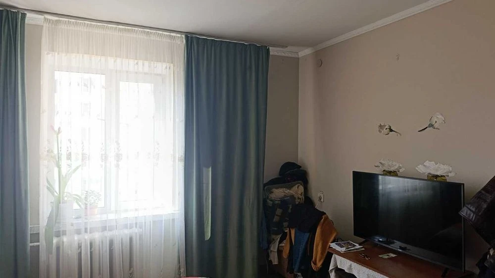 (3) Продам 3-кімнатну квартиру на Ближньому Замості 0756