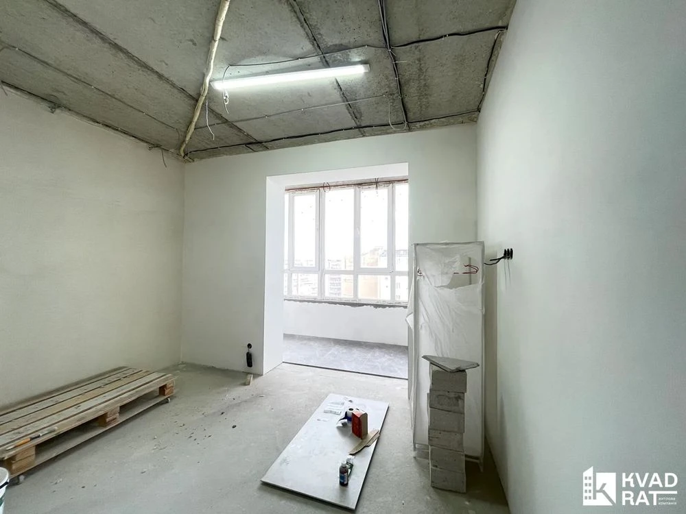 Продаж  4 кімнатної квартири, 180м2,Під Постанови!!