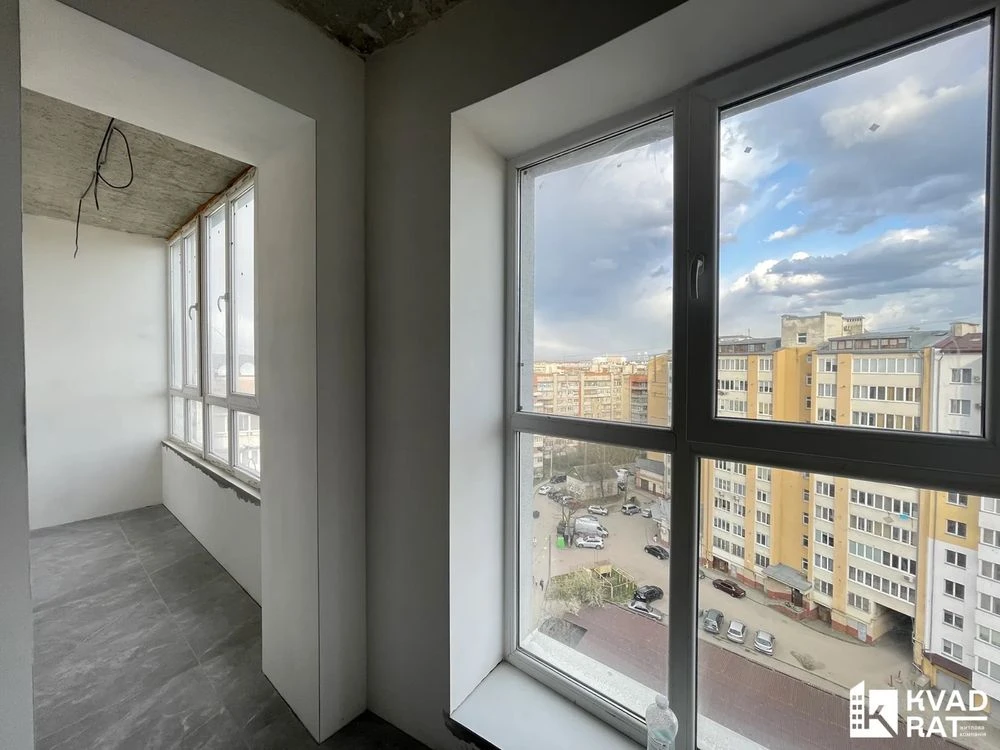 Продаж  4 кімнатної квартири, 180м2,Під Постанови!!