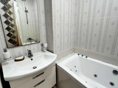 Apartment. Poltava, Bohdan Khmelnytsky Avenue.