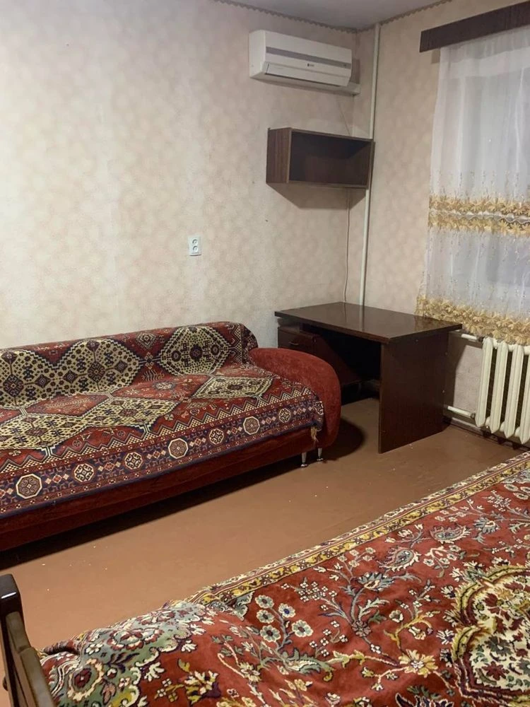 Продаю/Квартиру/2-Комнаты/Северный/Центр.Район/2-Этаж/ОСББ