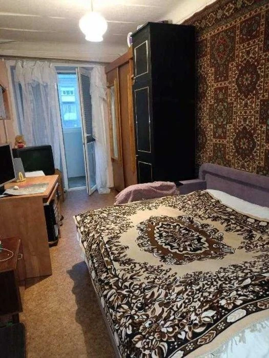Продам 3 комнатную квартиру на Баварии