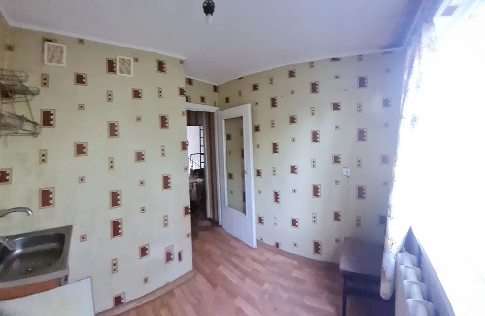 For sale 2-room apartment 602 m/r Zubenko Studencheskaya metro station