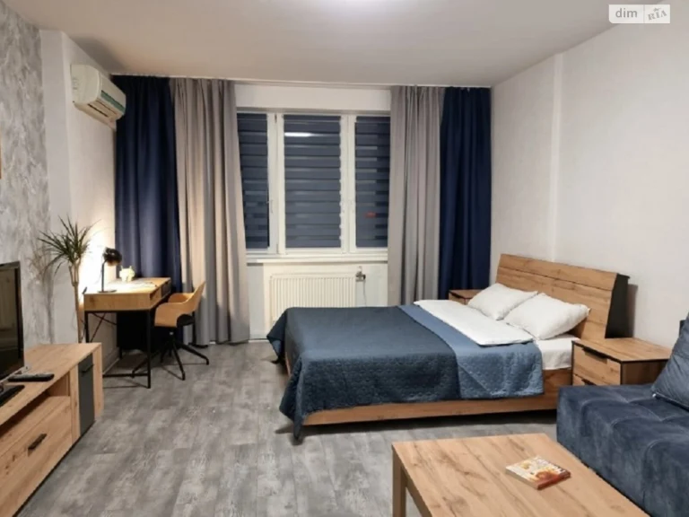 Long-Term Rental Apartment, Left Bank District